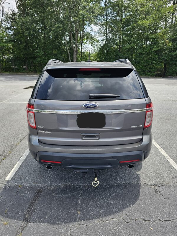 SOLD - 2014 Ford Explorer XLT - Image 4