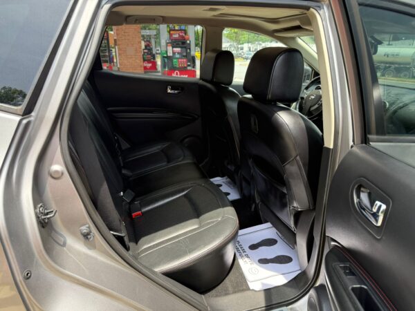 SOLD - 2012 Nissan Rogue S / SV / SV w/SL Package - Image 11