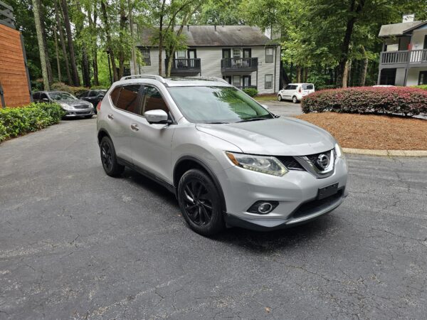 2015 Nissan Rogue S / SL / SV
