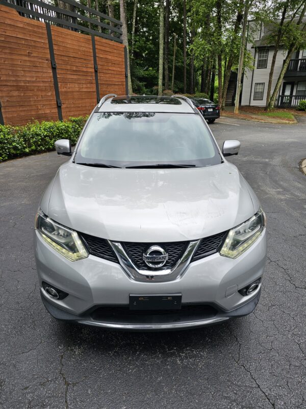 2015 Nissan Rogue S / SL / SV - Image 13