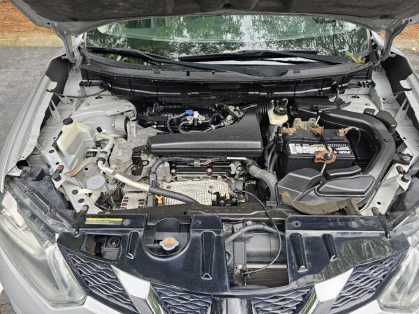2015 Nissan Rogue S / SL / SV - Image 20