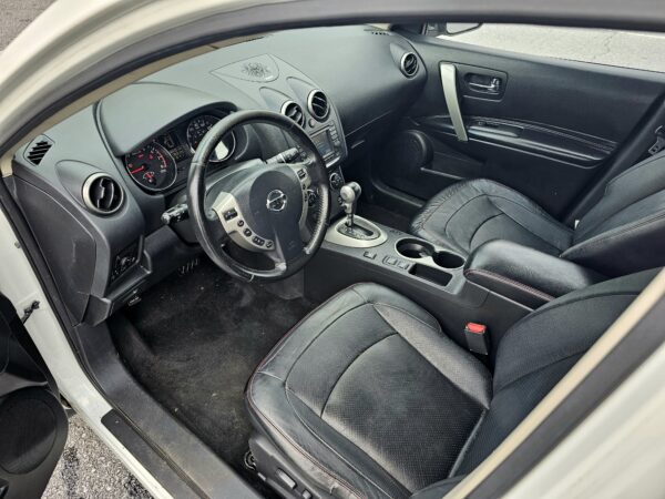 2013 Nissan Rogue S / SV / SV w/SL Package - Image 10