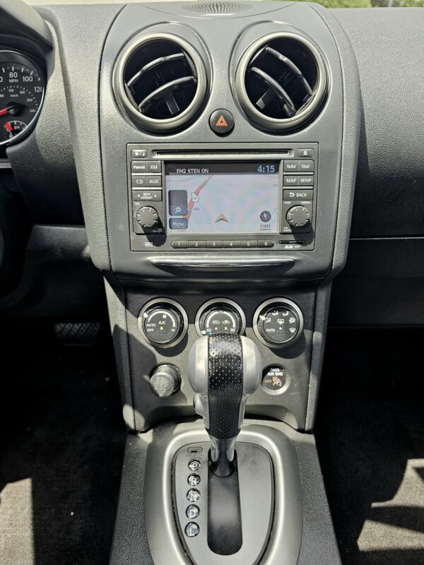 2013 Nissan Rogue S / SV / SV w/SL Package - Image 13